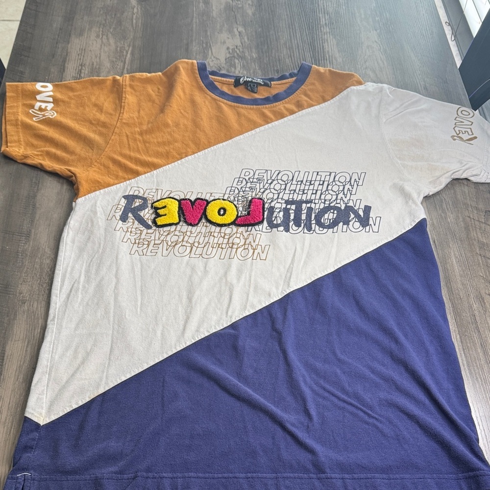 One Color Nation Revolution Men's Colorblock T-Shirt - Mustard, White, and Navy